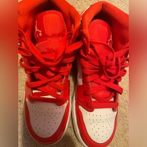 Nike air Jordan 1 mid shoes